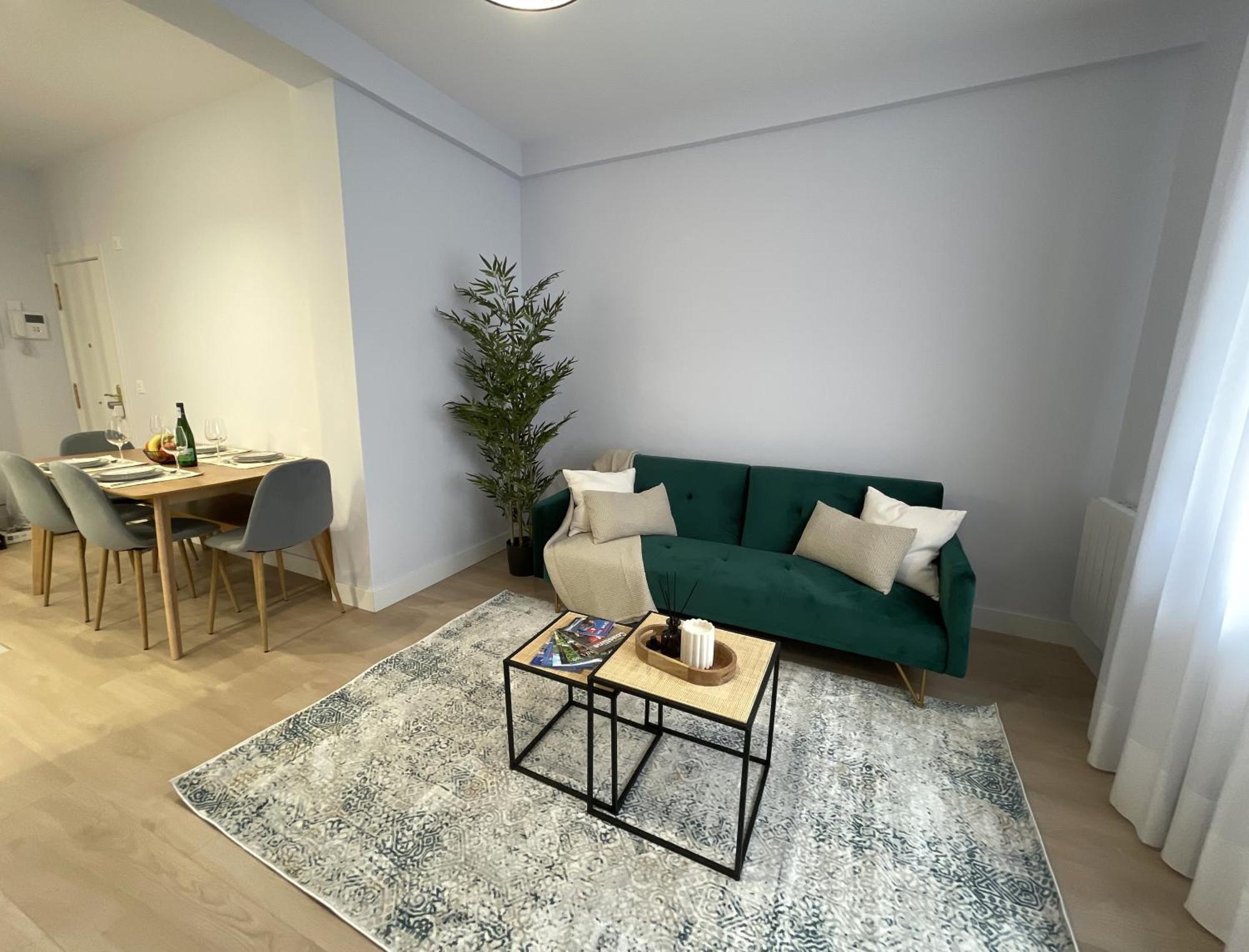 Byandreea Apartaments Etxebi เกร์นีกา อี ลูโน ภายนอก รูปภาพ