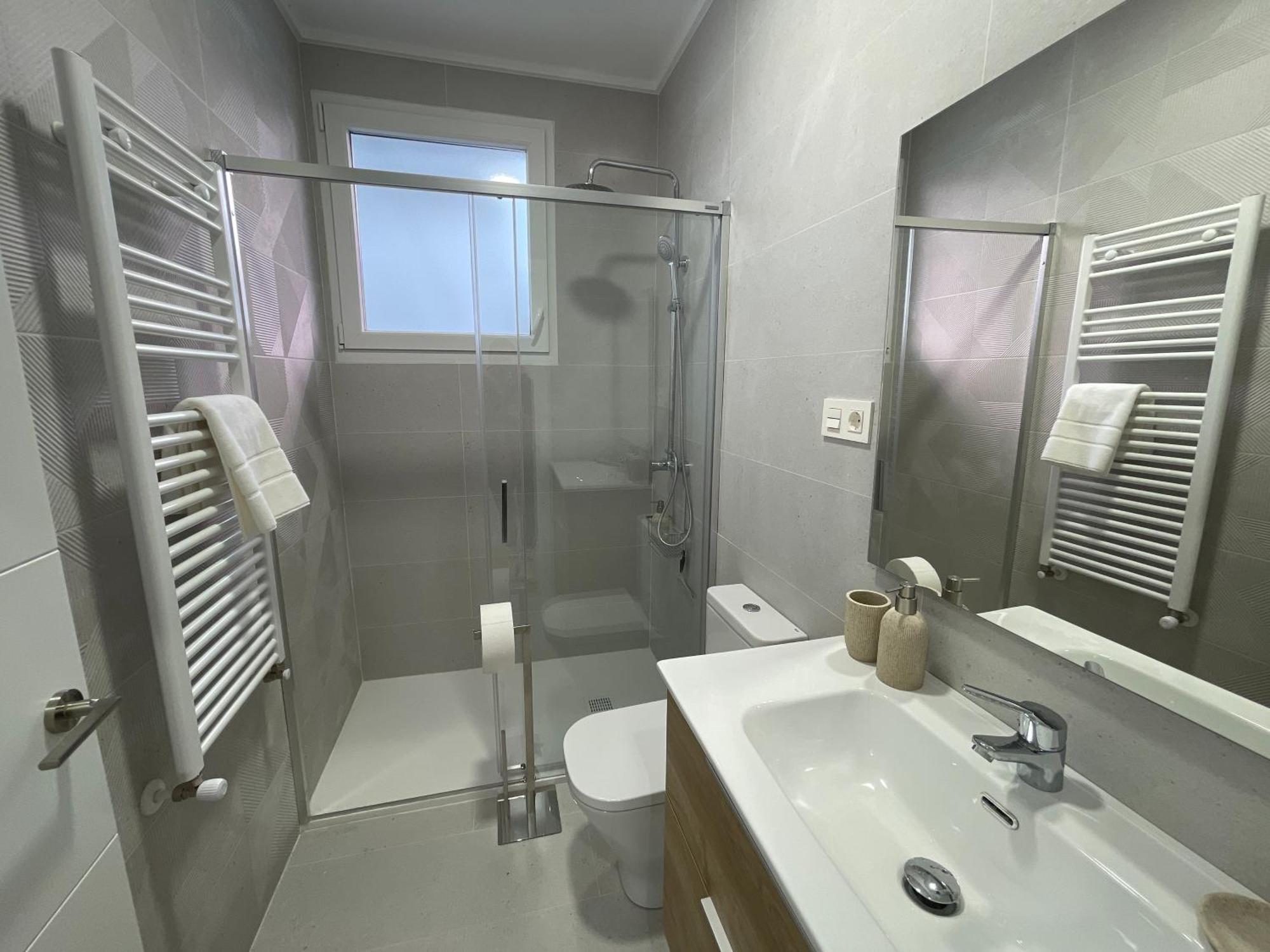 Byandreea Apartaments Etxebi เกร์นีกา อี ลูโน ภายนอก รูปภาพ
