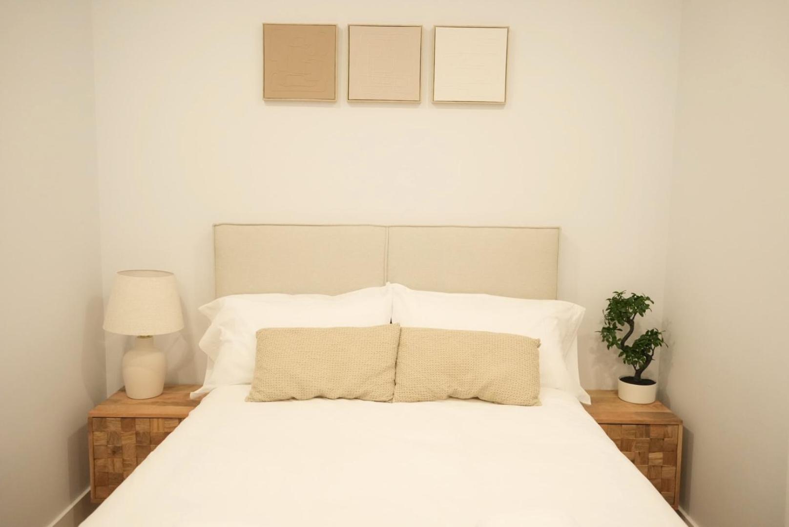 Byandreea Apartaments Etxebi เกร์นีกา อี ลูโน ภายนอก รูปภาพ